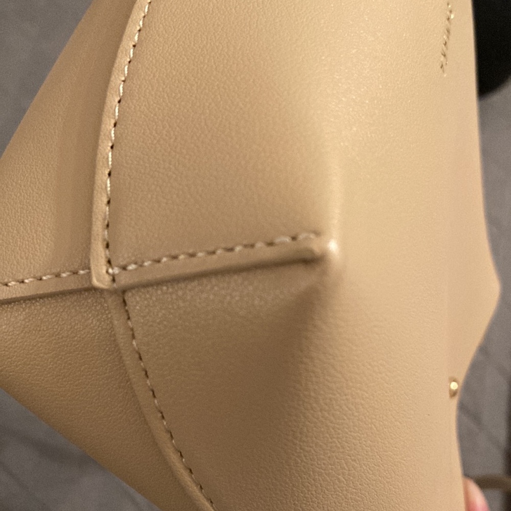 Samara Soft Pink Crossbody Bag - Picture 6 of 13